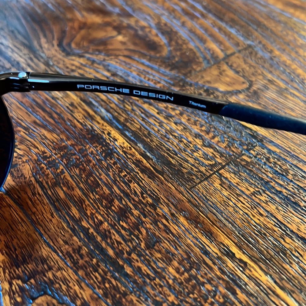 Porsche Design Aviator - Picture 5 of 6